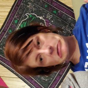 Meet your Posher, Tabitha